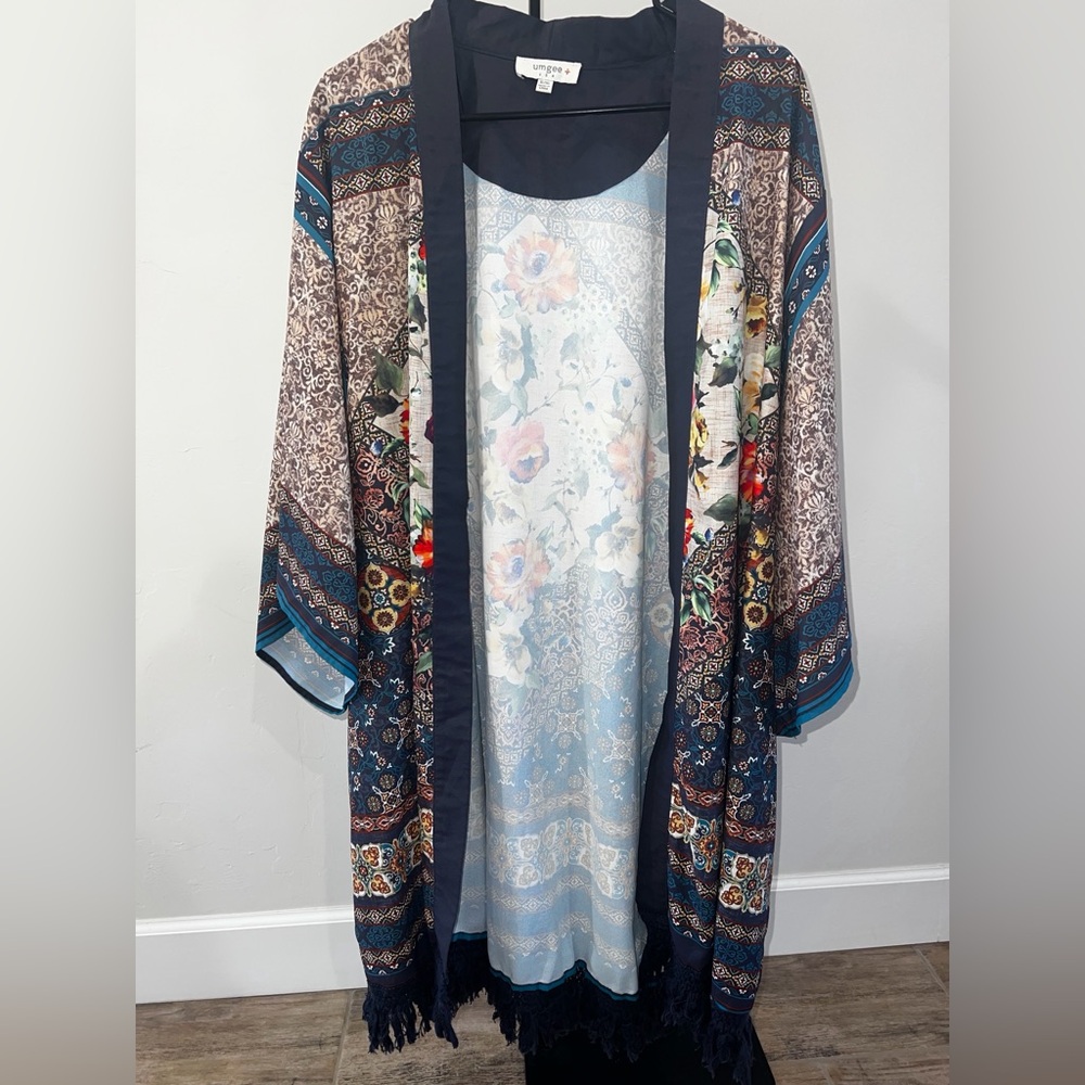 UMGEE NWOT Floral Patterned Kimono Cardigan XL/1XL